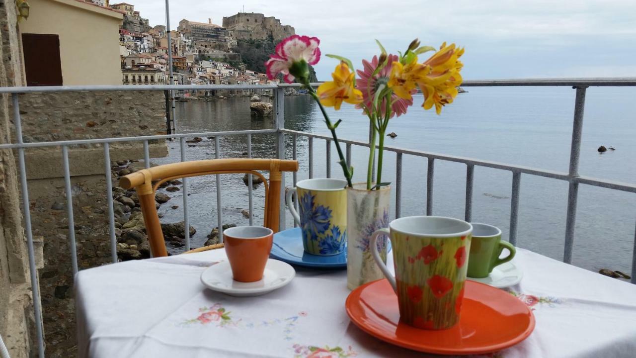 シッラ Il Borgo Bed & Breakfast エクステリア 写真